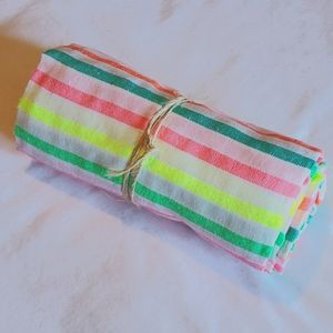 80" x 70" woven Mexican beach blanket, picnic